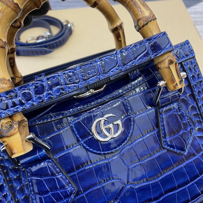 Gvc*1 tote bags